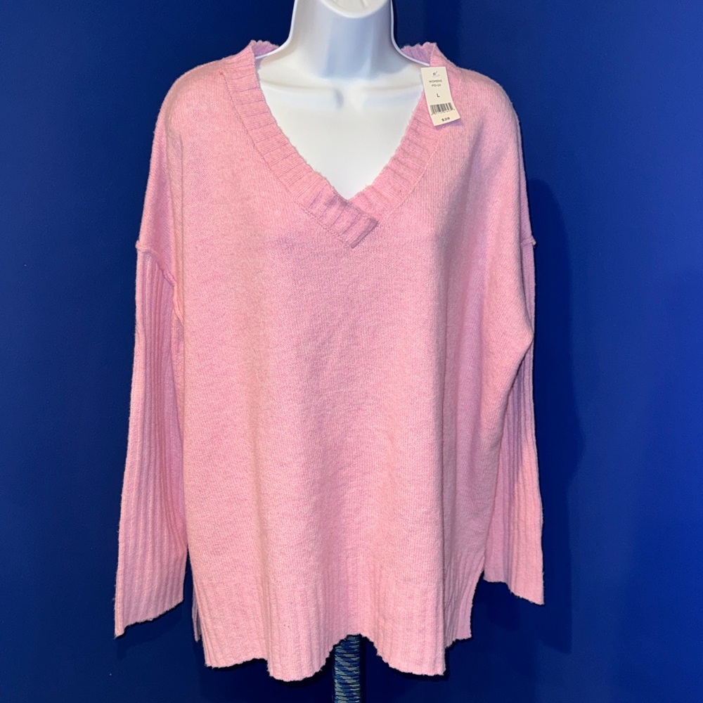 DIP- NWT Pink Oversized V-Neck Sweater Size Large - Picture 3 of 15